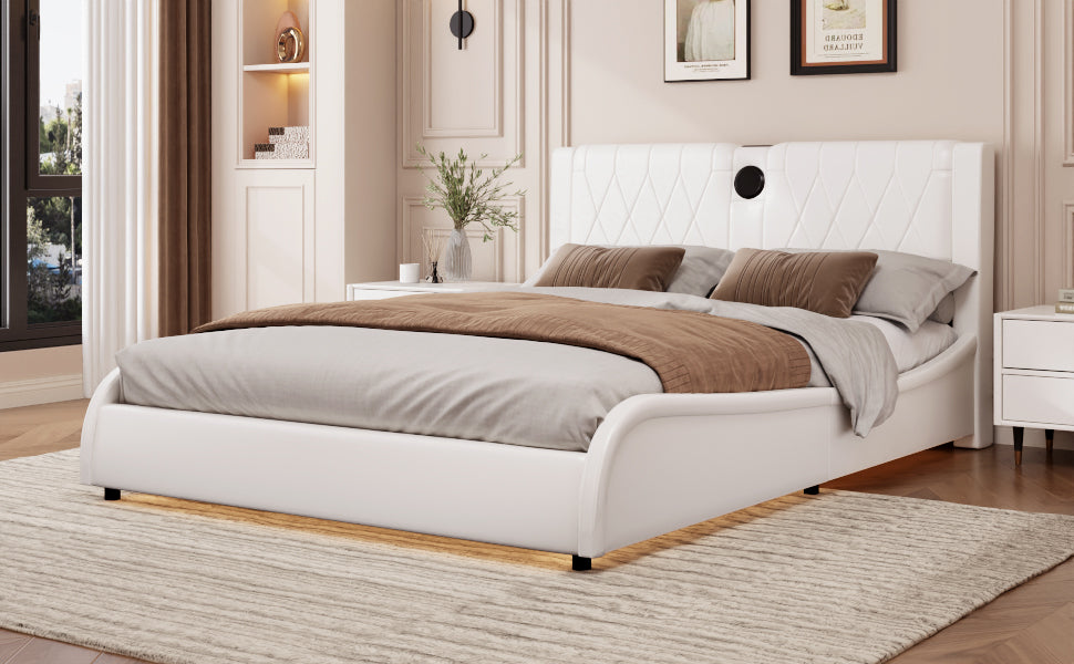 King Size Luxurious Faux Leather Upholstered Platform Bed with
