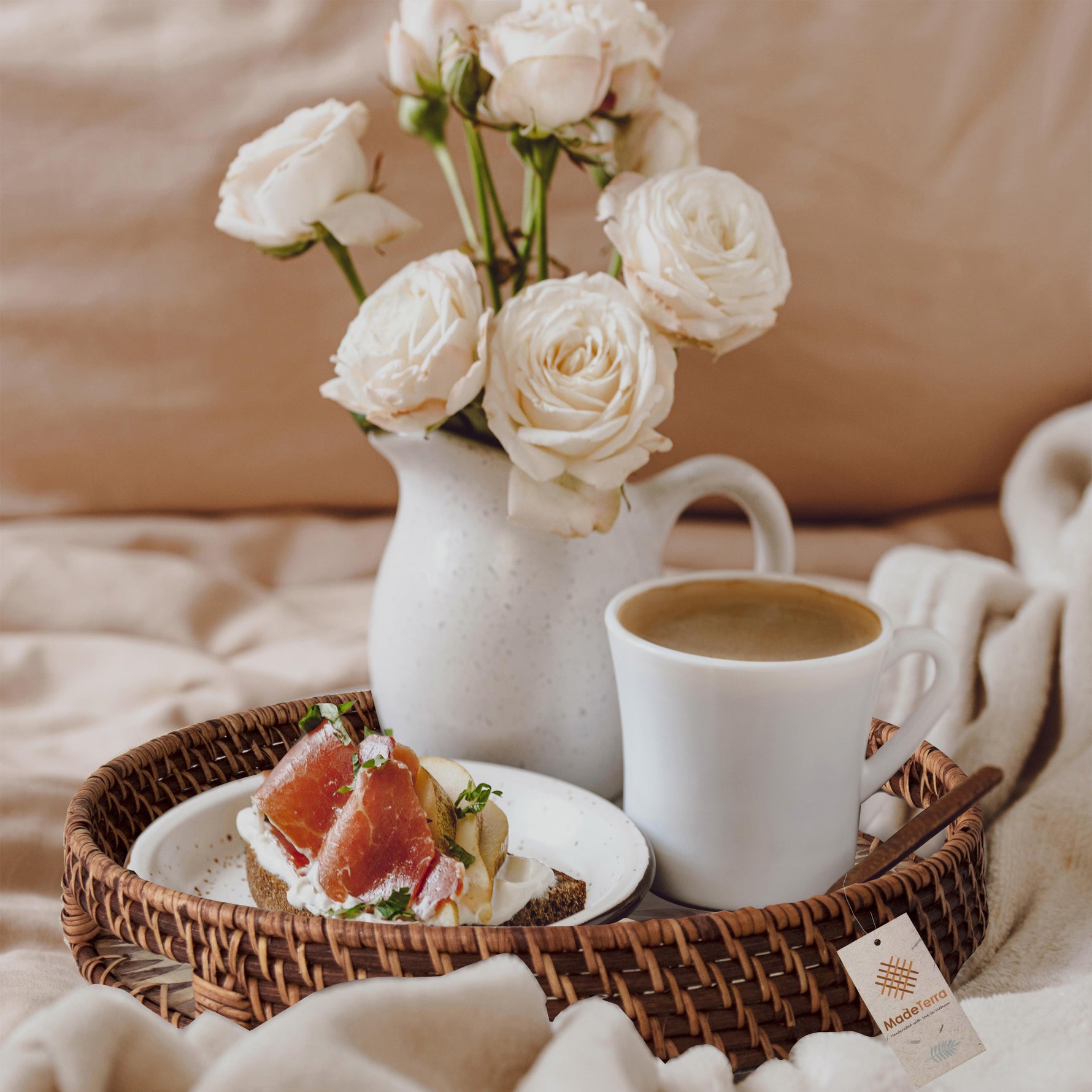 Set 2 Pack Round Rattan Wicker Tray with Mother of Pearl Inlay Wooden Base and Insert Handle for Home Decor and Display