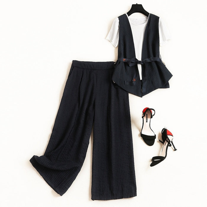 2019 new summer temperament commuter cardigan vest inside solid color T-shirt striped wide-leg pants three-piece