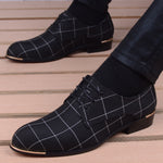 Men Classic Business Shoes Man Dress Shoes Fashion Korea Pointed Toe Lace-Up Formal Wedding Shoes Men Black Lattice 2020 New