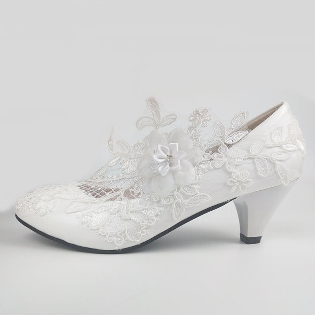 BaoYaFang White Flower Pumps New arrival womens wedding shoes Bride High heels platform shoes for woman ladies party dress shoes