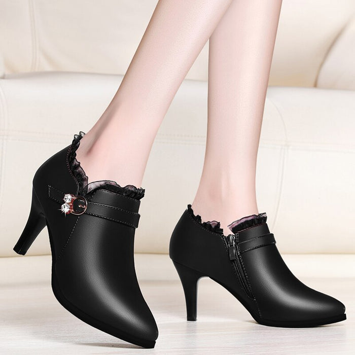 Plus Size Women Pumps Rhinestone Buckle Boat Shoes Genuine Leather Dress Shoes Pointed Toe Ladies Office Shoes YG-B0005