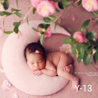 Newborn Photography Props Moon-shaped Pillows With 4 Stars Matched Hats Baby Photo Shoot Accessories Creative Props New Arrival