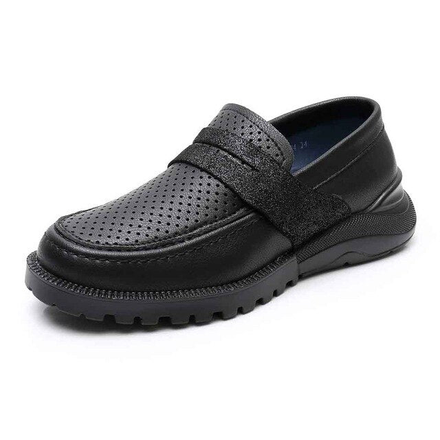 Apakowa Boys Genuine Leather Shoes Slip On Flat Style Wedding Black shoes Student Kids Casual Anti-slip New School Uniform Shoes