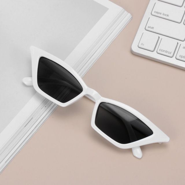 1PC Sexy Cat Eye Triangle Sunglasses Retro Female Eyewear UV400 Sun Glasses Polarized Streetwear Trending Fashion Ladies Glasse