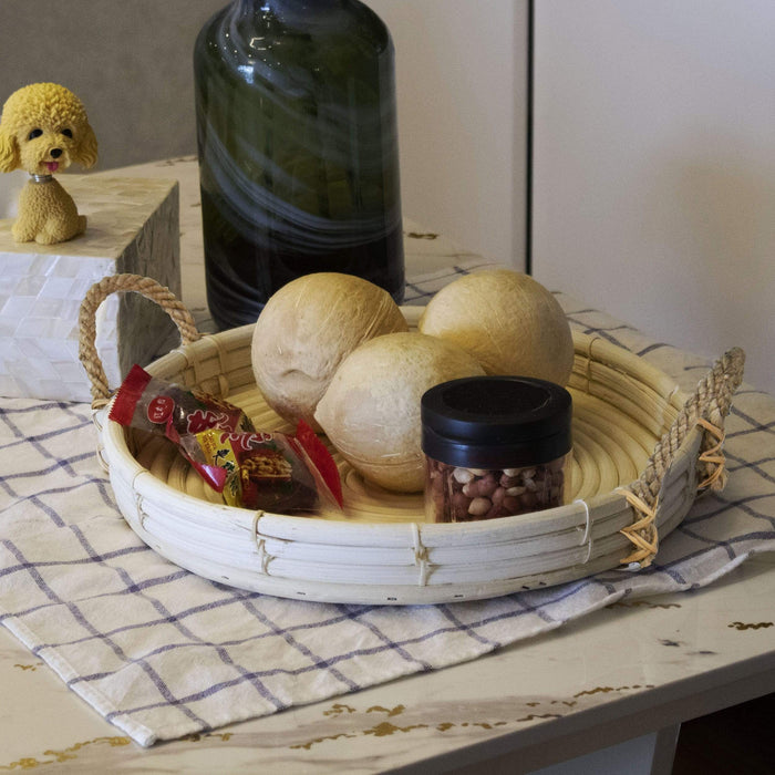 Set of 2 Round Wicker Serving Trays and Coffee Trays with Rope Handles for Kitchen Servings and Home Decoration