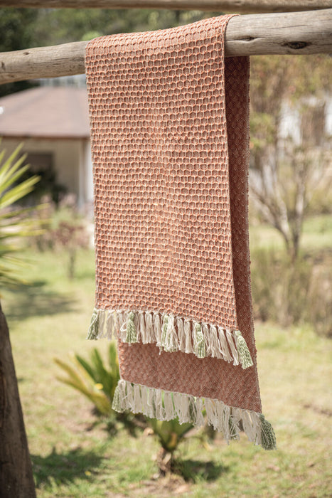 Diamond Uchuva Orange Table Runner (Medium)